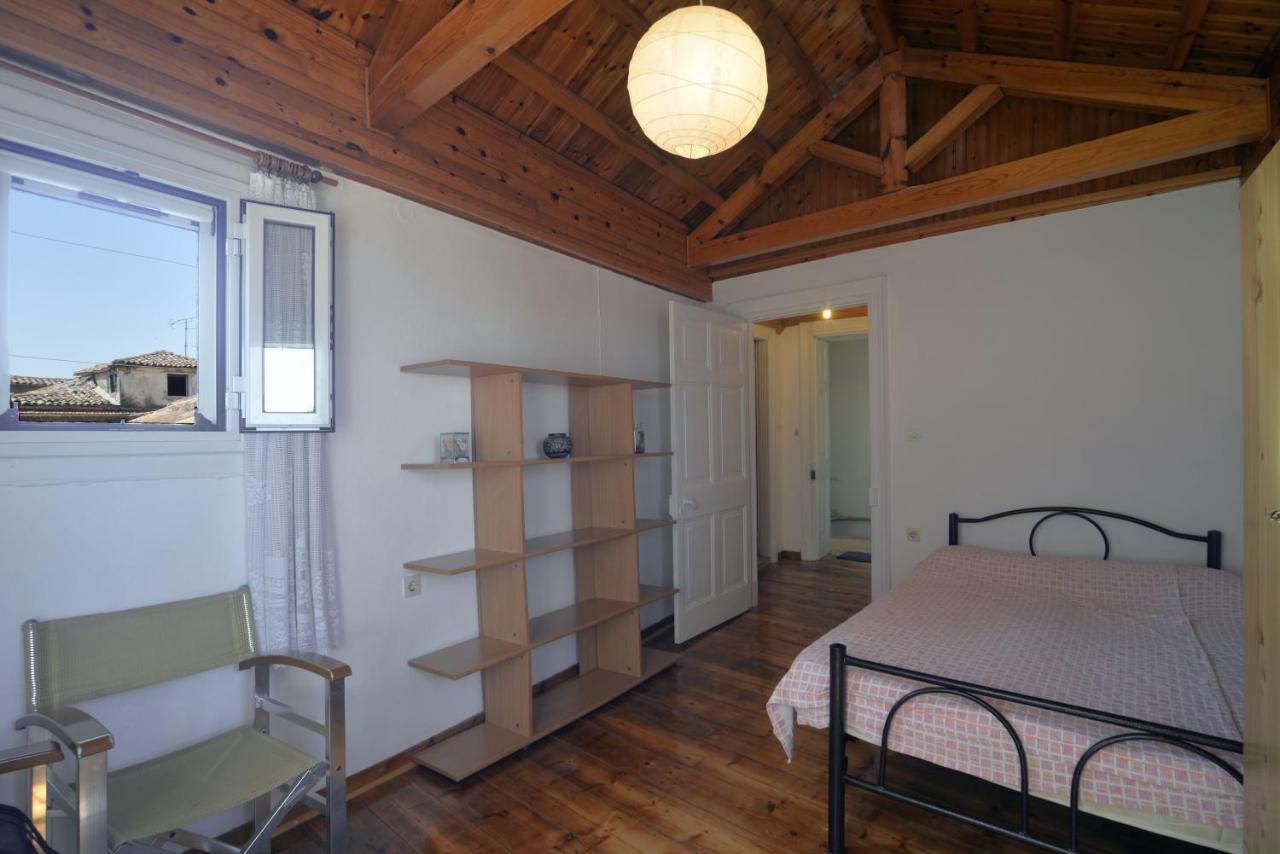 Attic Apartment In Corfu Old Town Centre Exterior foto