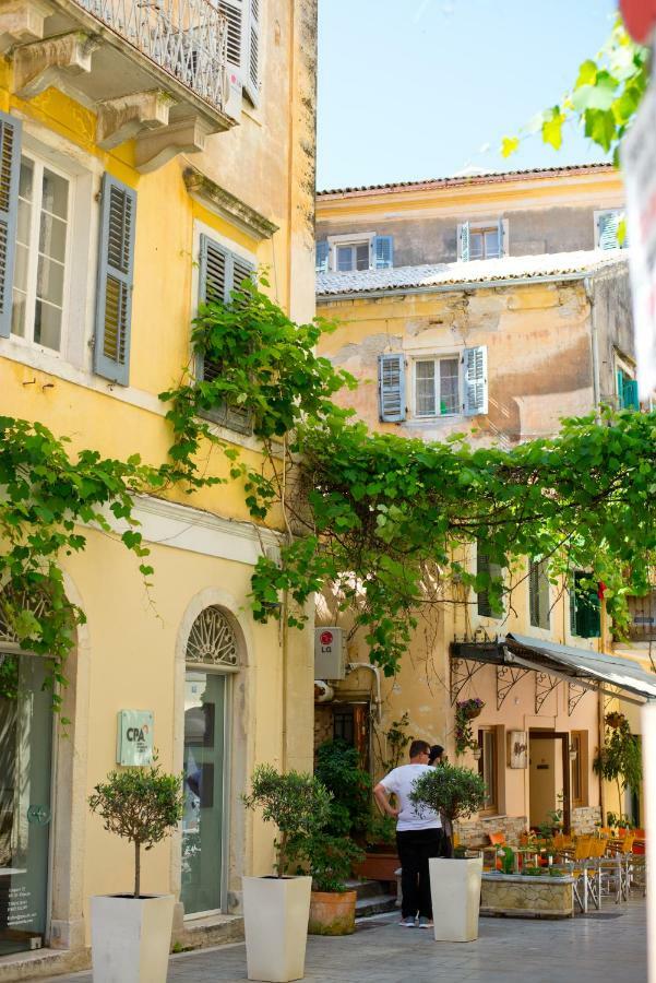 Attic Apartment In Corfu Old Town Centre Exterior foto