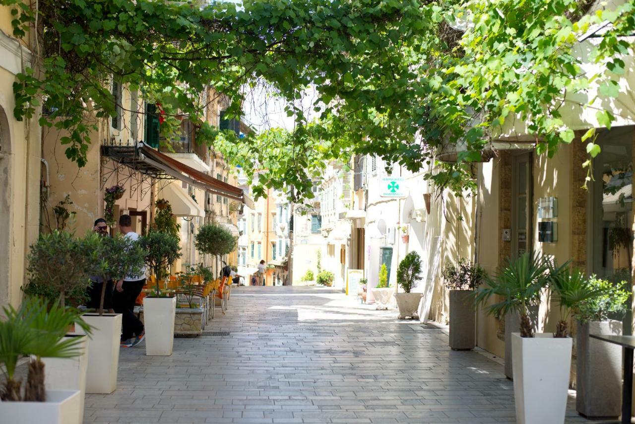 Attic Apartment In Corfu Old Town Centre Exterior foto
